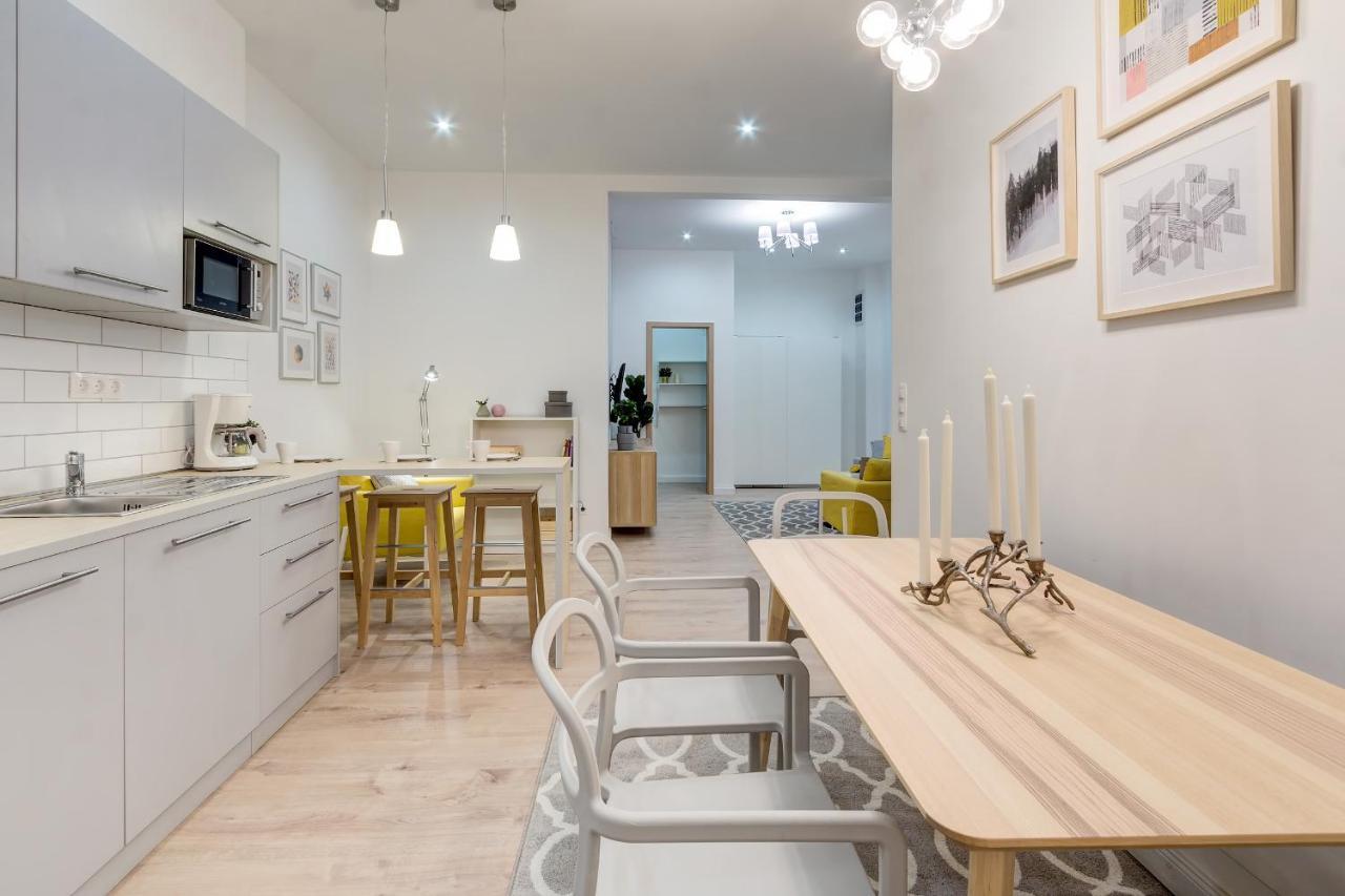 Rozsa Apartments บูดาเปสต์ ภายนอก รูปภาพ