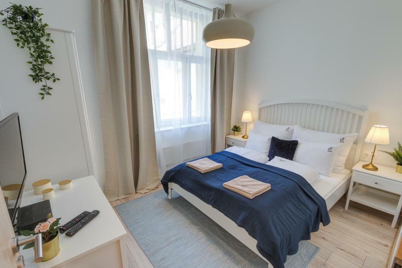 Rozsa Apartments บูดาเปสต์ ภายนอก รูปภาพ