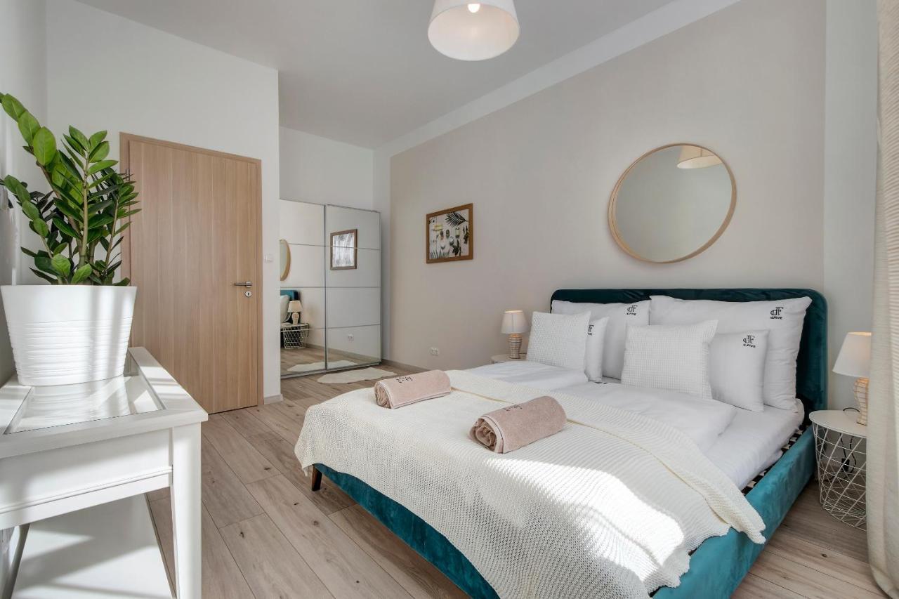 Rozsa Apartments บูดาเปสต์ ภายนอก รูปภาพ